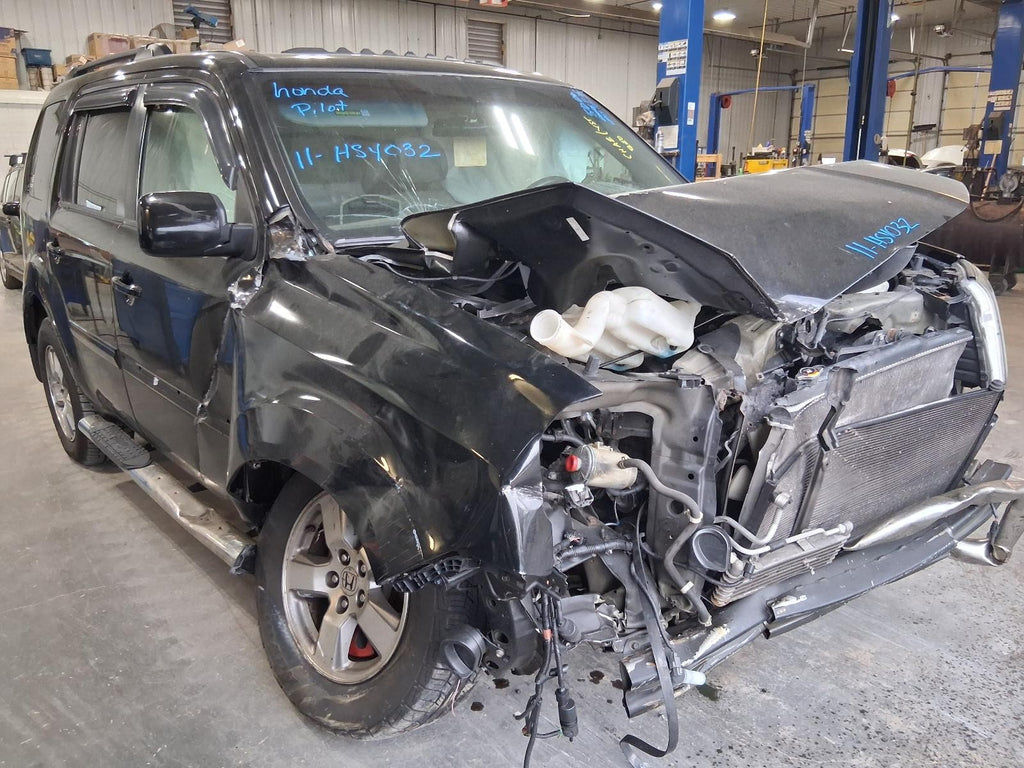 Used Rear Right Door Window Regulator Rear fits: 2011 Honda Pilot electric Rear