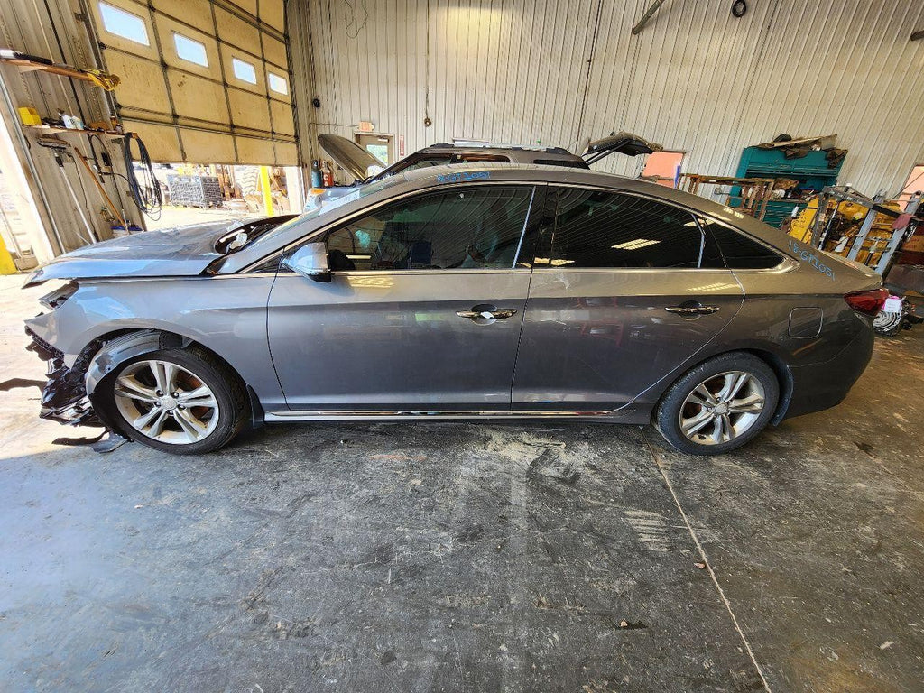 Used Windshield Wiper Motor fits: 2018 Hyundai Sonata US built Grade A