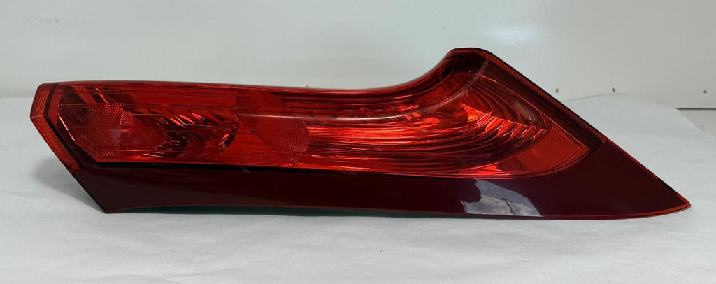 2012-2014 HONDA CR-V TAILLIGHT RIGHT SIDE UPPER OEM