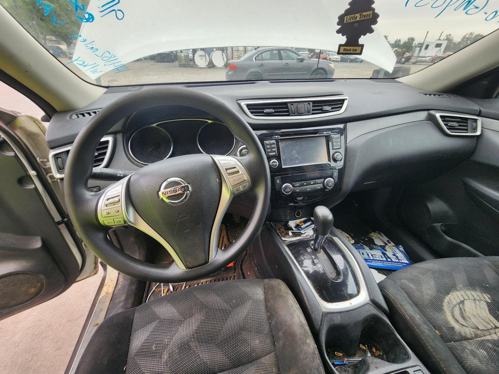 Used Front Right Drive Axle Shaft fits: 2016 Nissan Rogue Front Axle VIN 5 1st d