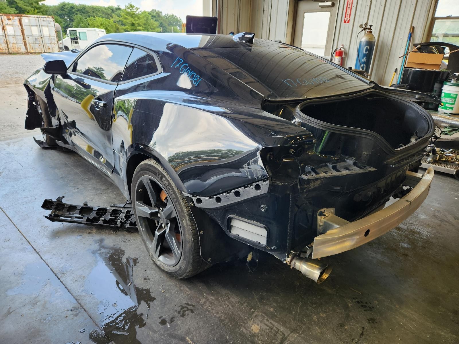 Used Windshield Wiper Motor fits: 2017 Chevrolet Camaro  Grade A