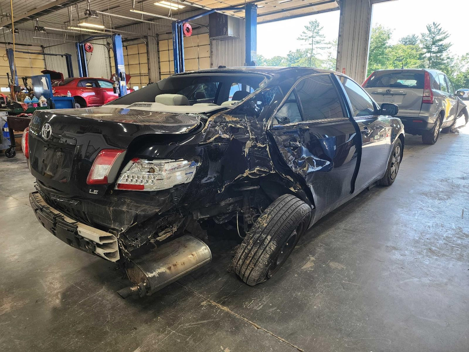 Used Windshield Wiper Motor fits: 2011 Toyota Camry  Grade A