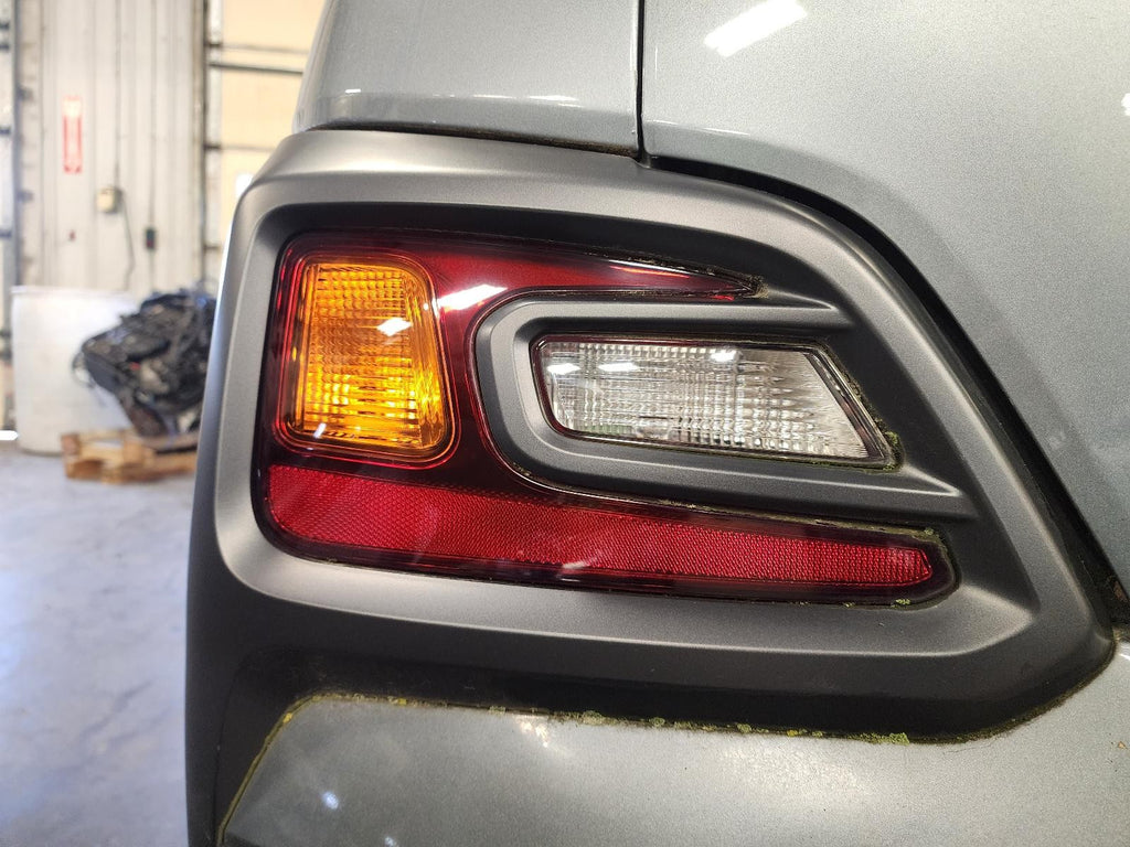 Used Left Tail Light Assembly fits: 2019 Hyundai Kona bumper mounted Left Grade