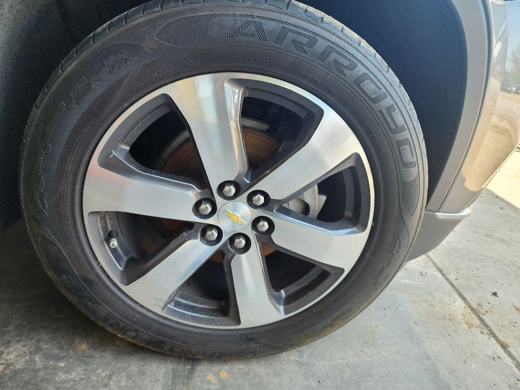 Used Wheel fits: 2019 Chevrolet Traverse 20x8 6 spoke opt SP6 Grade A