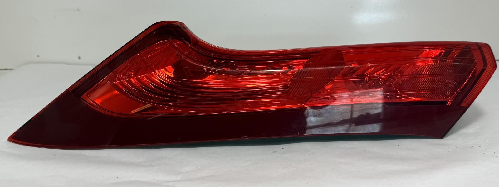 2012-2014 HONDA CR-V TAILLIGHT UPPER LEFT DRIVER SIDE OEM