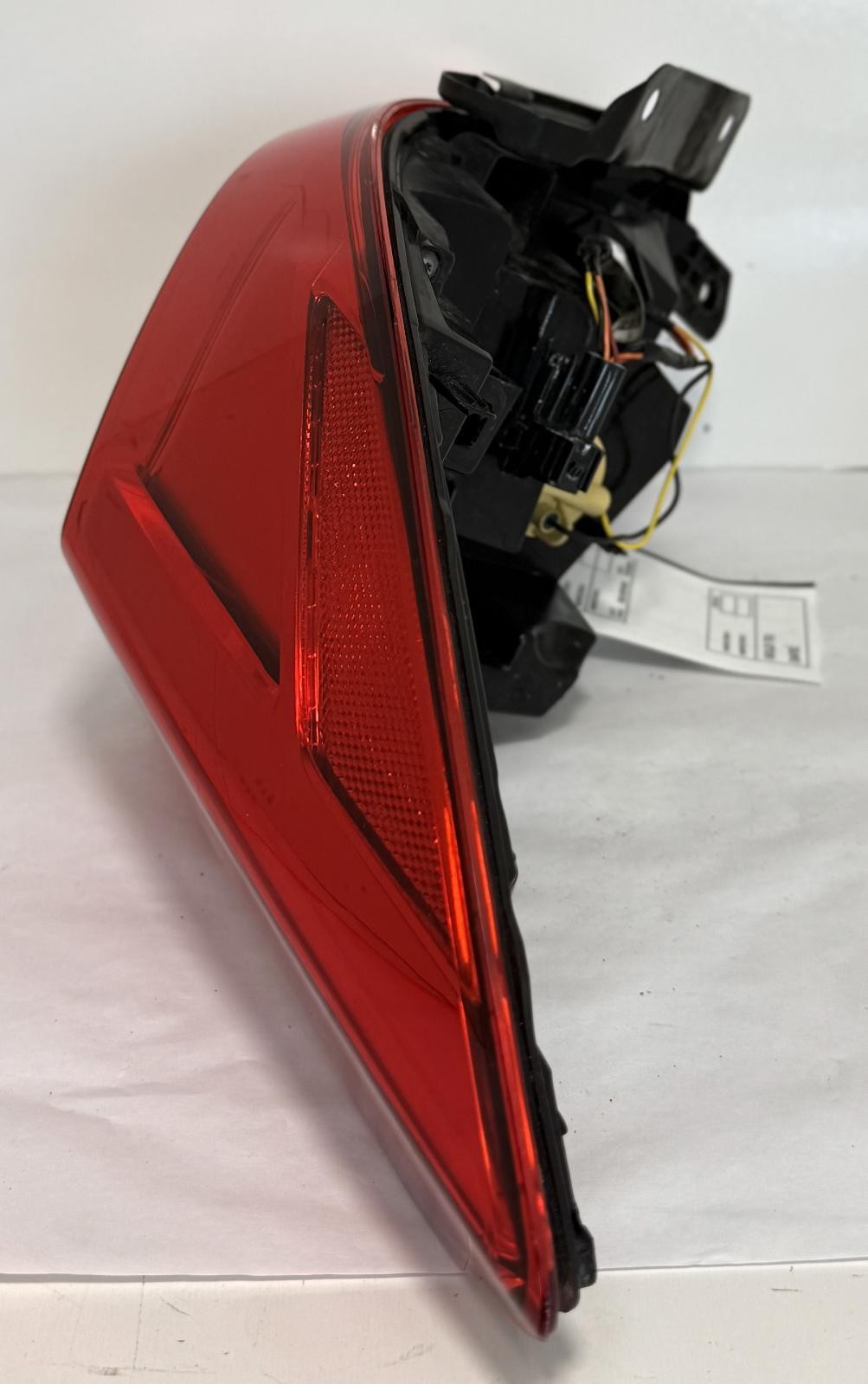 2018-2022 HONDA ACCORD TAILLIGHT LEFT SIDE QUARTER PANEL MOUNTED OEM