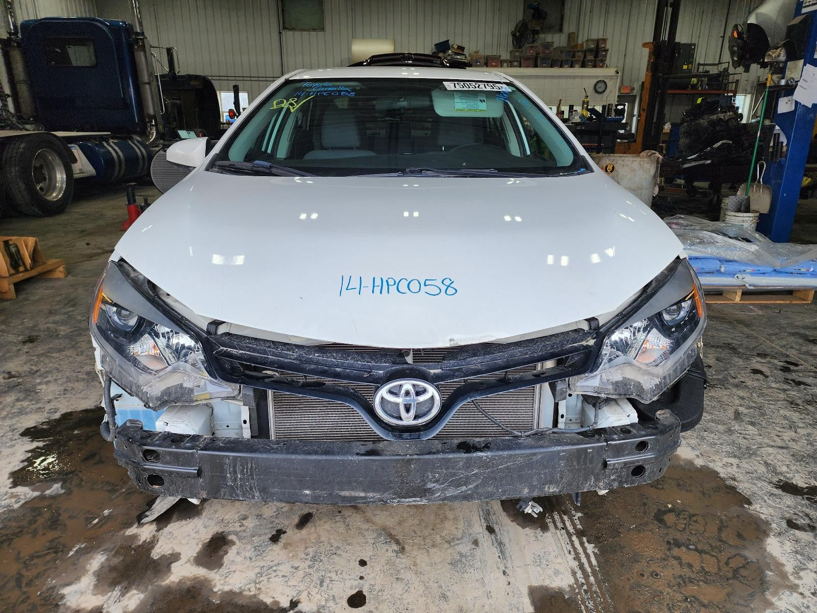 Used Windshield Wiper Motor fits: 2014 Toyota Corolla  Grade A