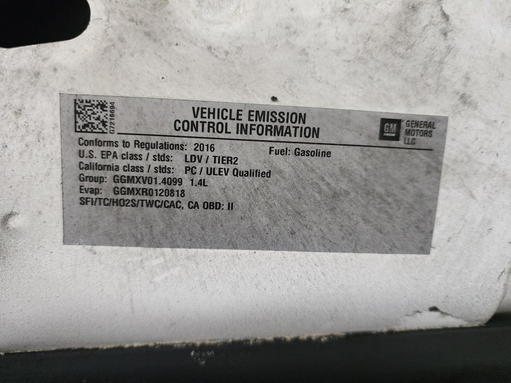 Used Front Left Door Assembly Front fits: 2016 Chevrolet Cruze express down Fron