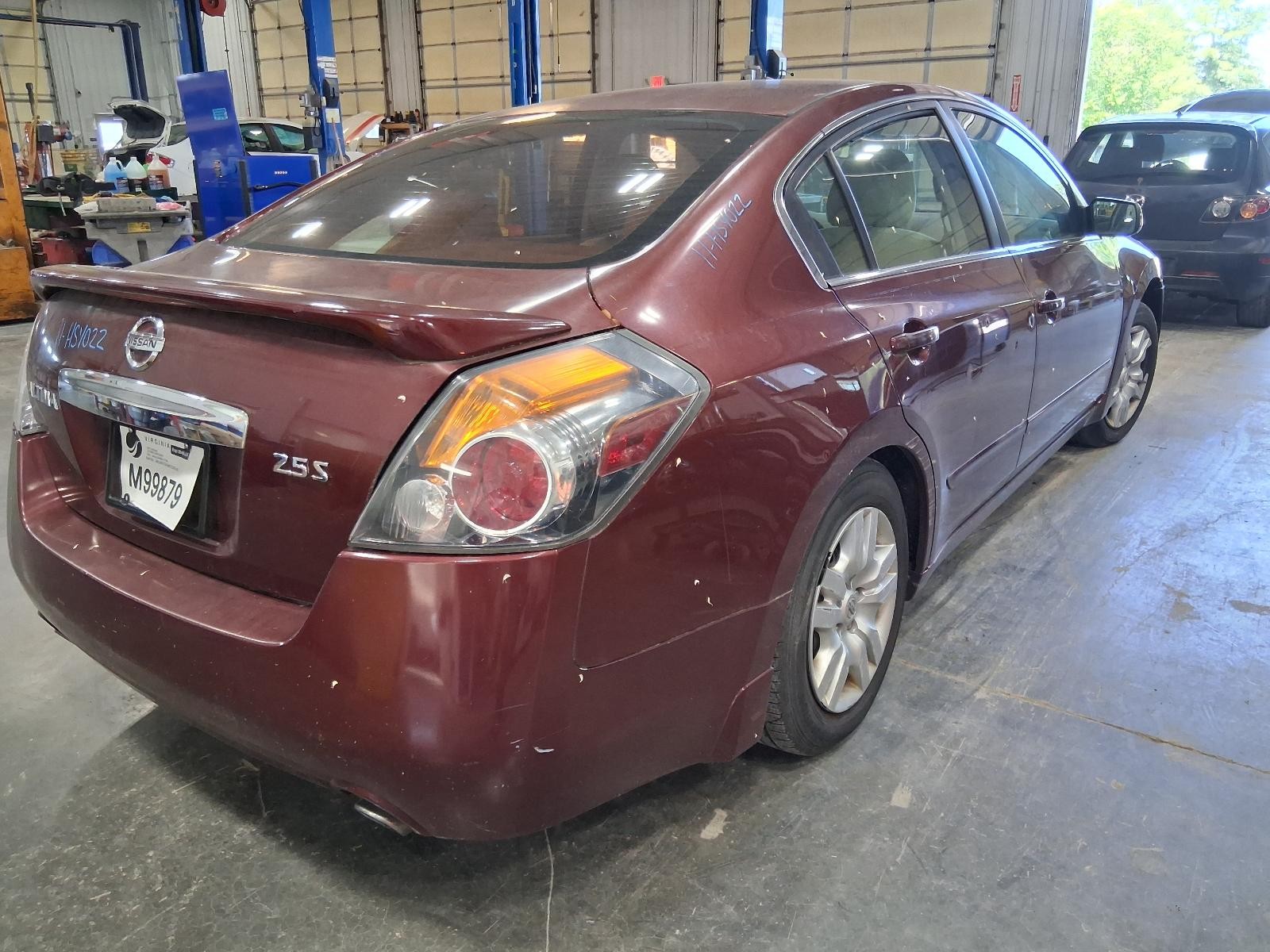 Used Rear Right Door Window Regulator Rear fits: 2011 Nissan Altima Rear Right G