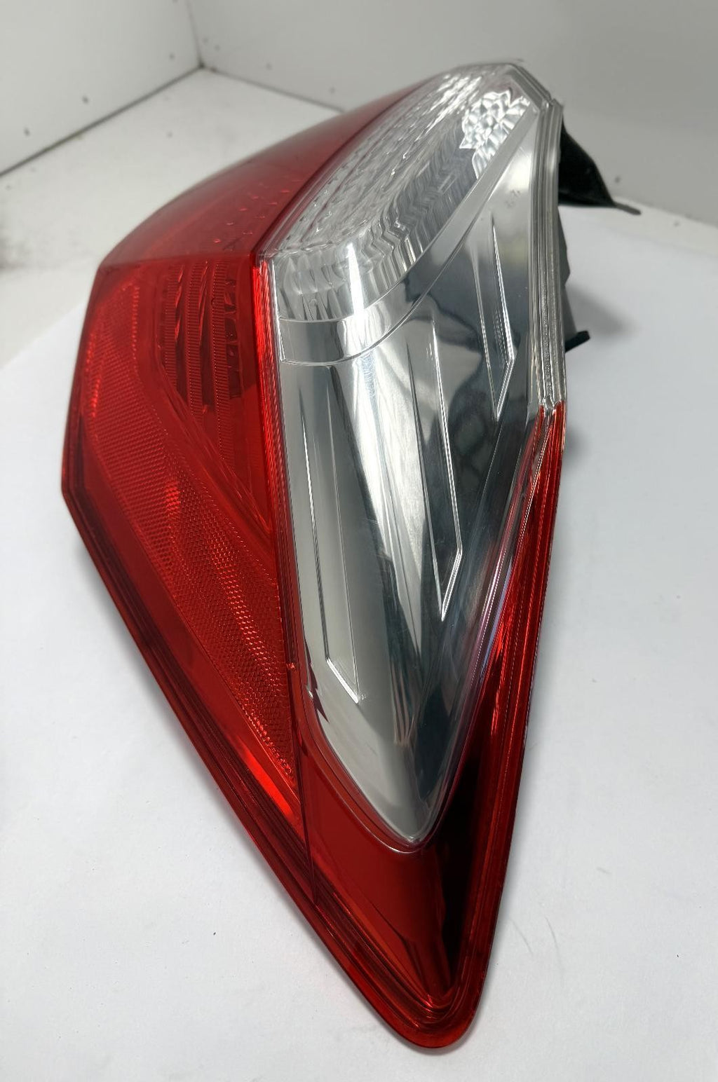 2013-2015 HONDA ACCORD TAILLIGHT RIGHT PASSENGER SIDE OEM