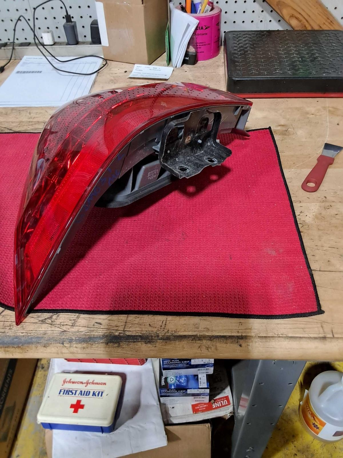 Used Left Tail Light Assembly fits: 2007 Honda Accord Sdn VIN M 5th digit Left G