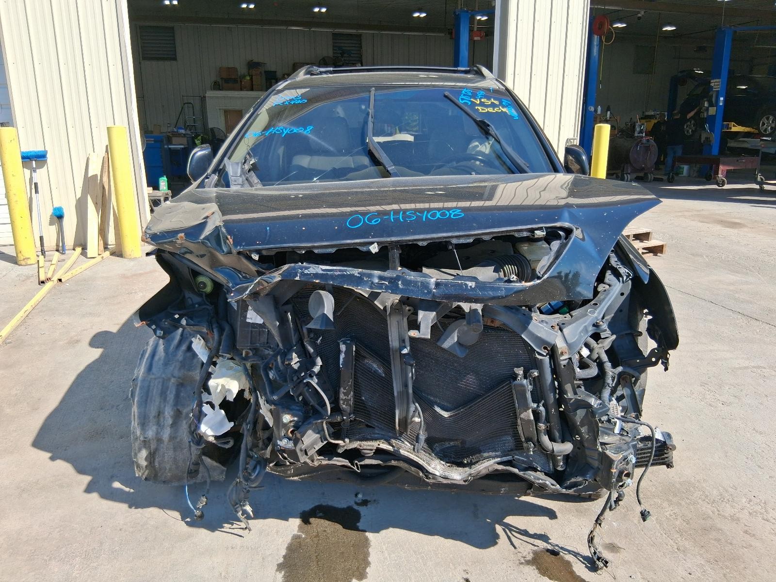 Used Rear Door Window Regulator Rear fits: 2006 Lexus RX400H Rear Grade A