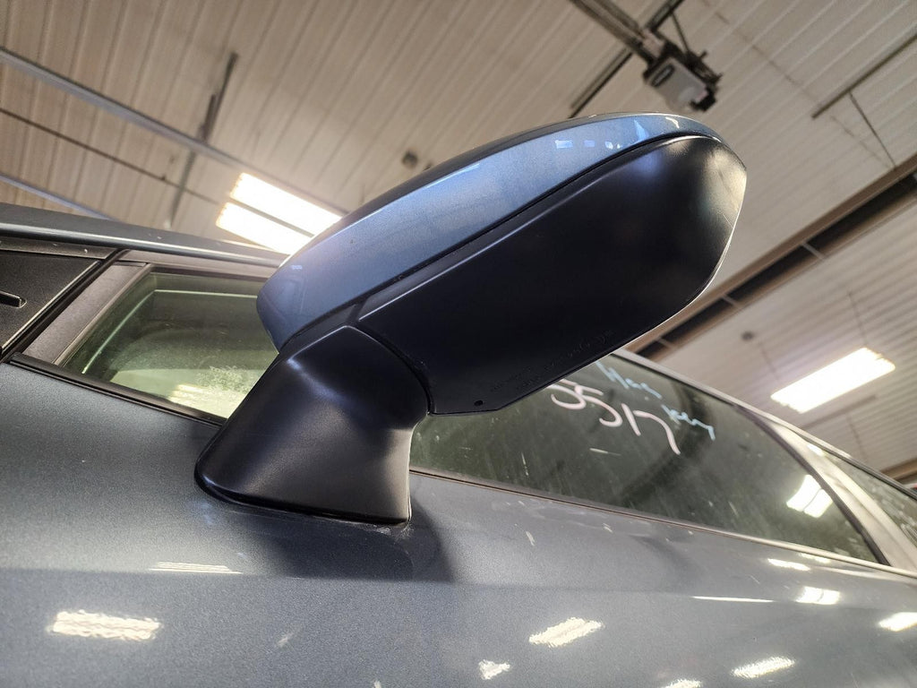 Used Left Door Mirror fits: 2022 Toyota Corolla Sedan power heated w/o turn sign