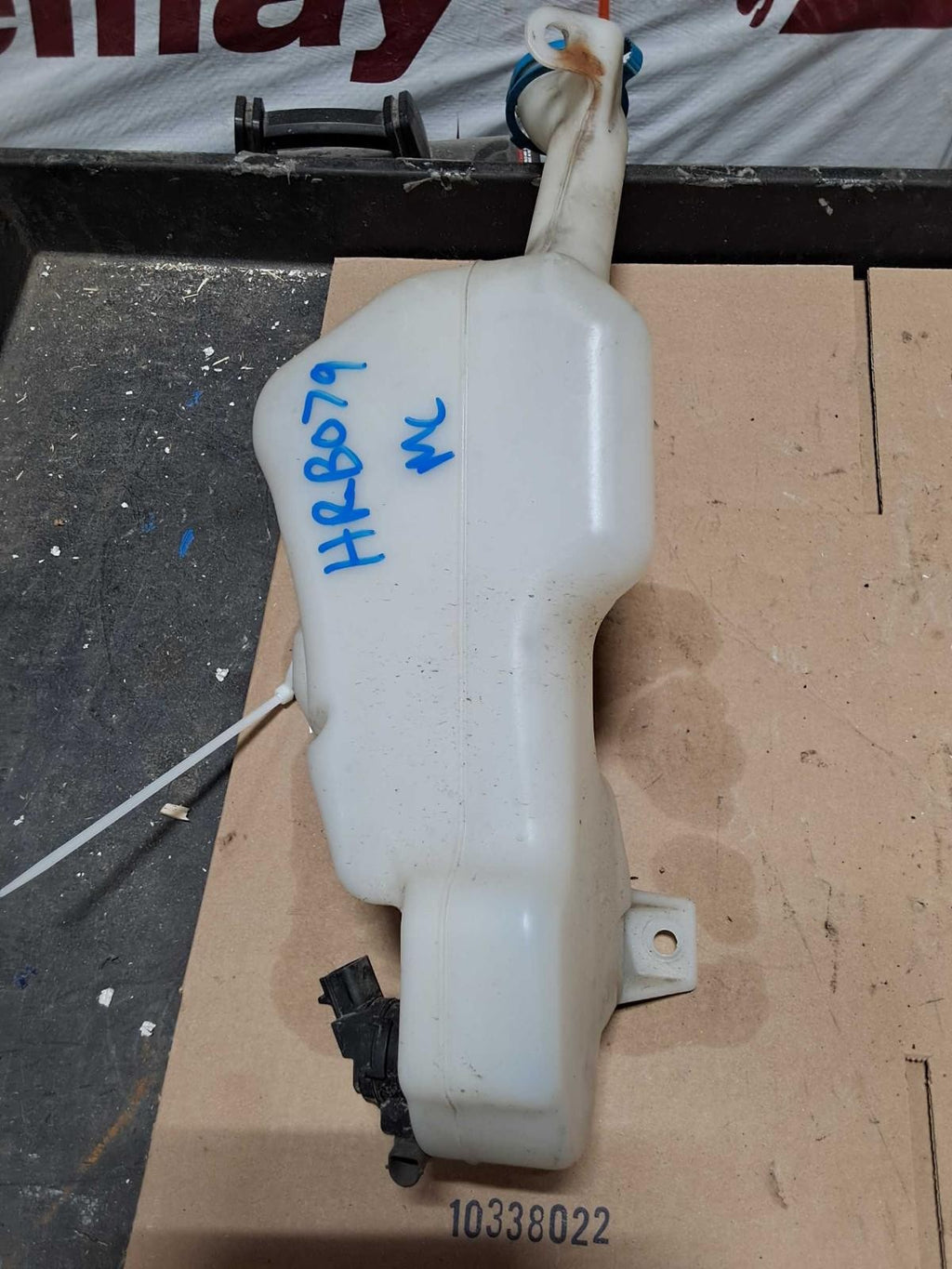 Used Washer Fluid Reservoir fits: 2013 Honda Accord US market 2.4 Grade A