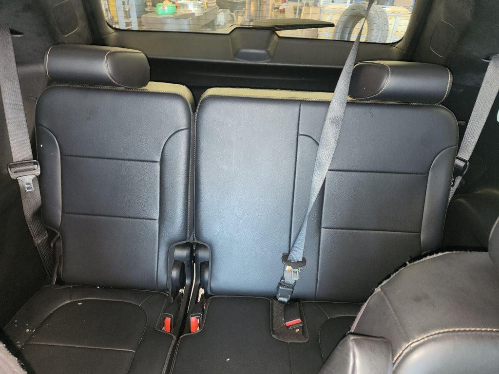 Used Front Right Drive Axle Shaft fits: 2019 Chevrolet Traverse front axle R. AW