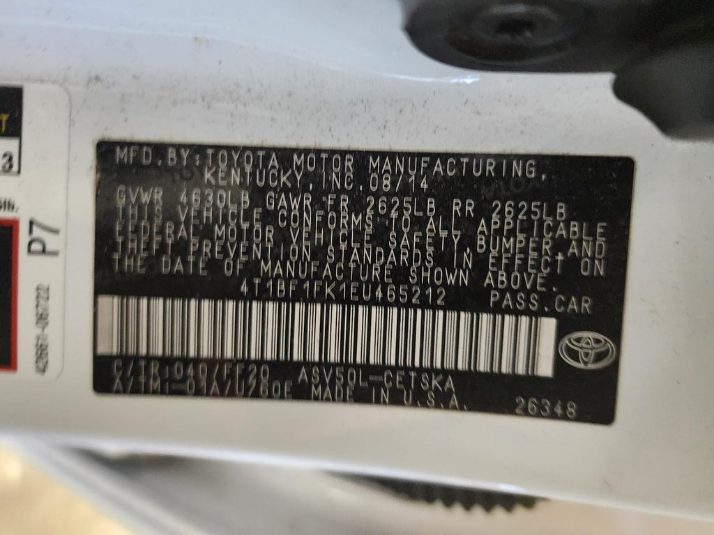 Used Left Tail Light Assembly fits: 2014 Toyota Camry decklid mounted Left Grade