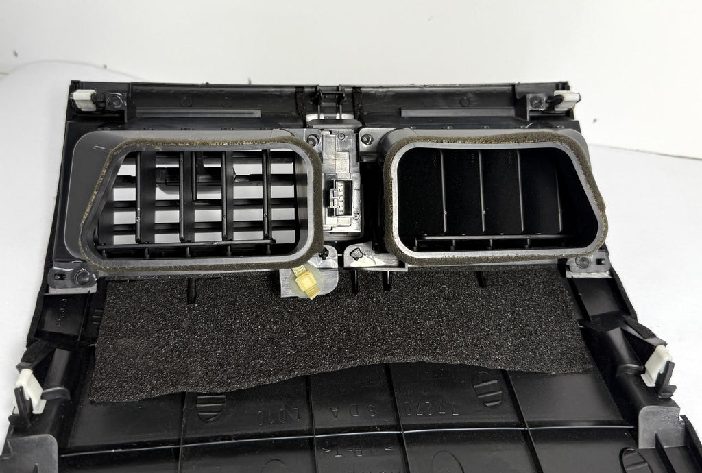2003-2007 HONDA ACCORD CENTER DASH VENTS HAZARD SWITCH BEZEL TRIM OEM
