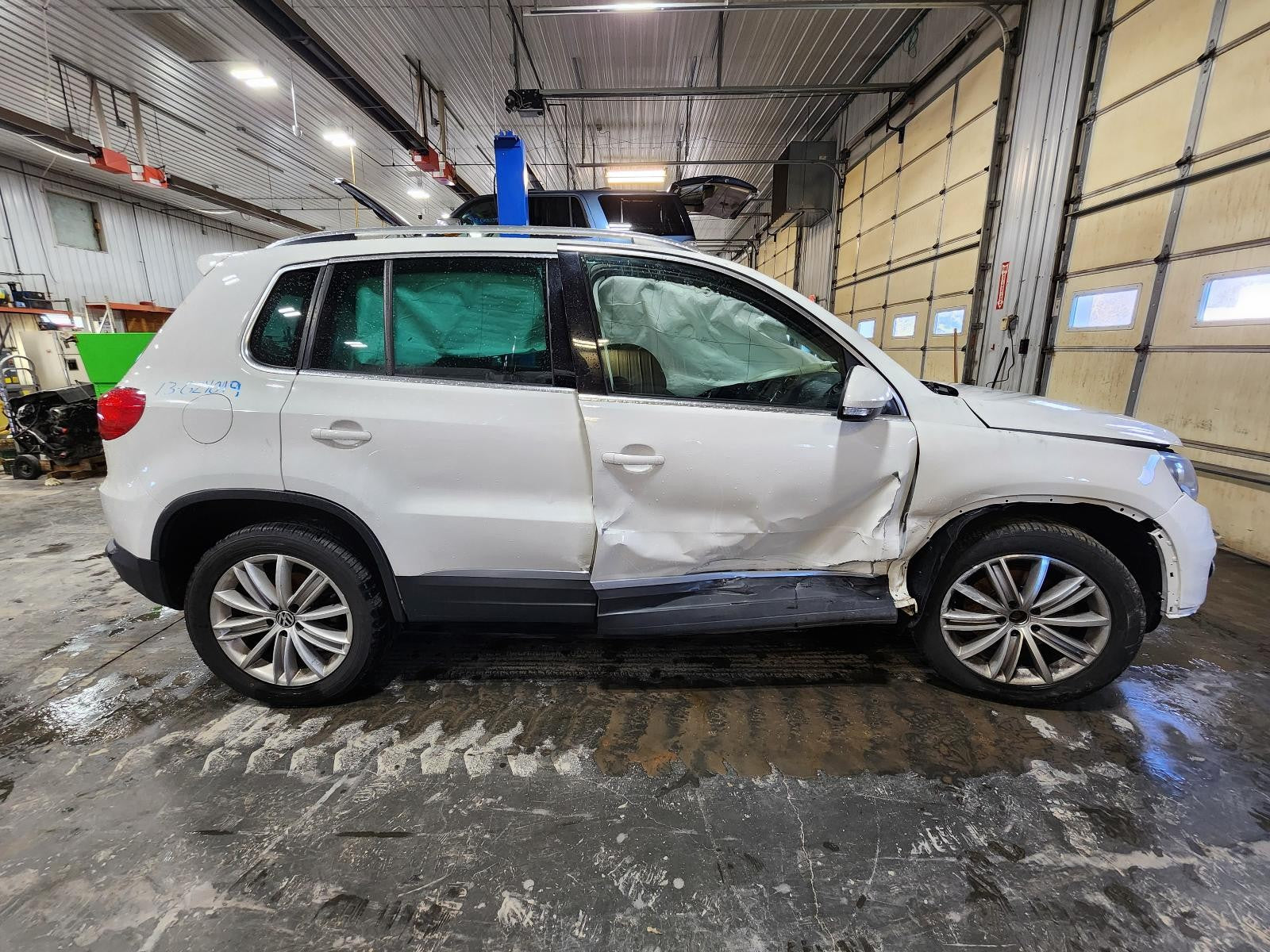 Used Automatic Transmission Assembly fits: 2013 Volkswagen Tiguan AT AWD 4Motion