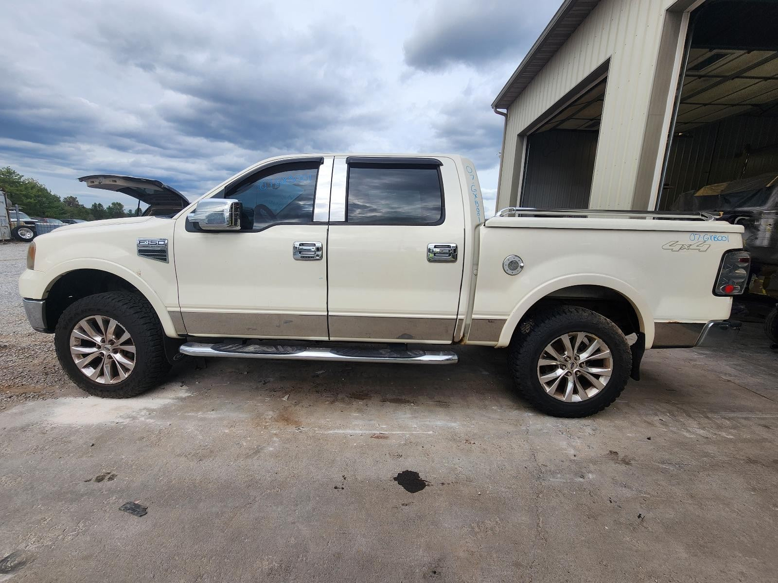 Used Engine Coolant Reservoir fits: 2007 Ford F150 PICKUP  Grade A