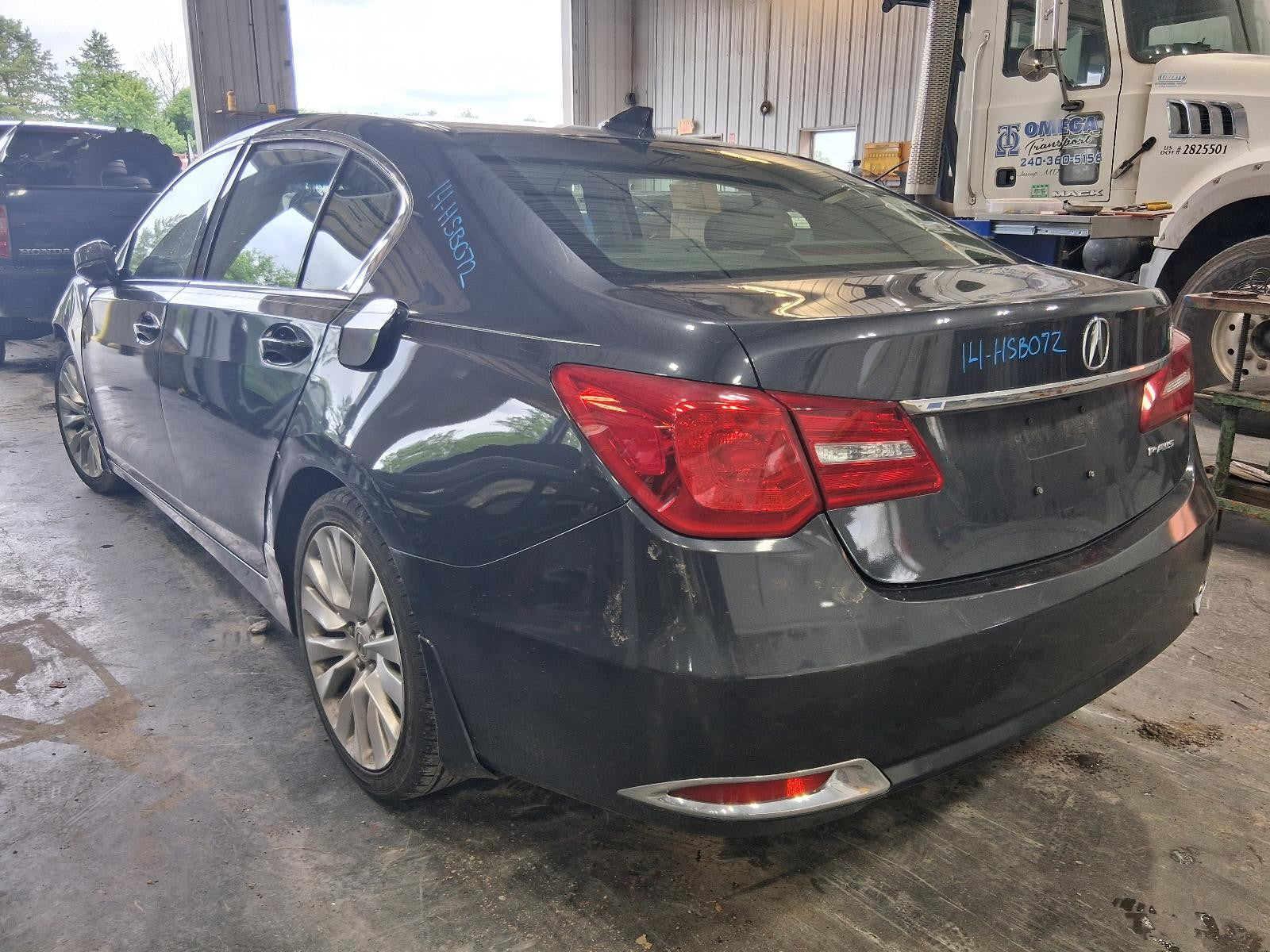 Used Windshield Wiper Motor fits: 2014 Acura Rlx  Grade A