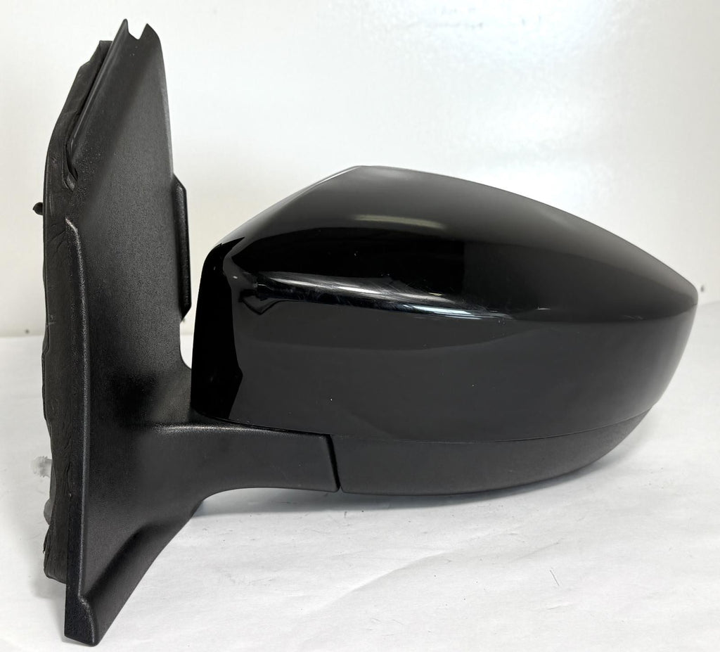 Used Left Door Mirror fits: 2018 Ford Escape w/o blind spot alert painted cap no