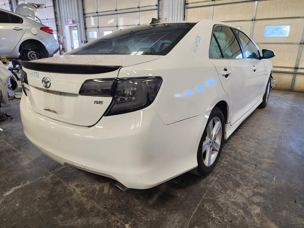 Used Front HVAC Blower Motor fits: 2014 Toyota Camry  Grade A