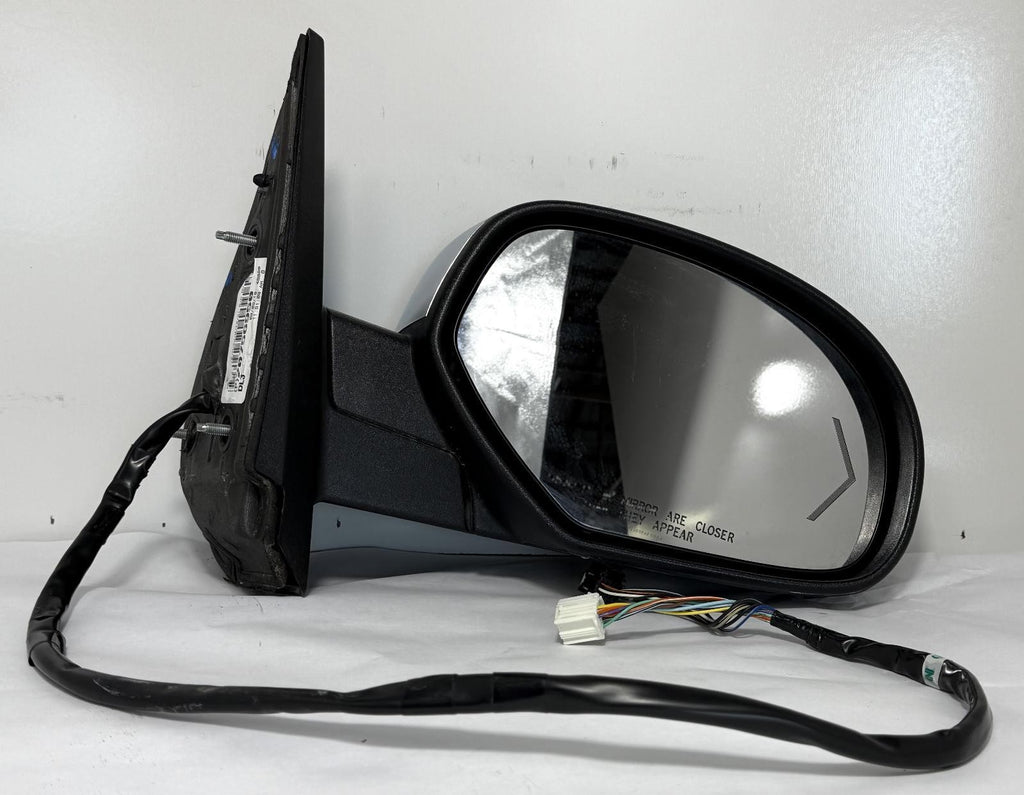 2009-2014 CHEVROLET SUBURBAN RIGHT SIDE VIEW DOOR MIRROR POWER OEM