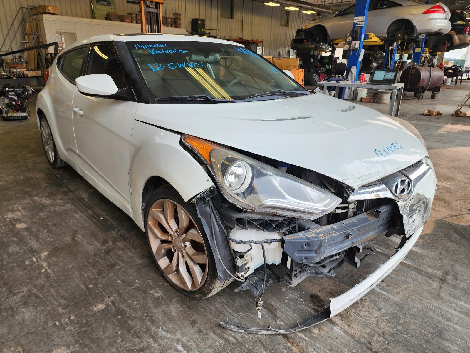 Used Windshield Wiper Motor fits: 2012 Hyundai Veloster  Grade A