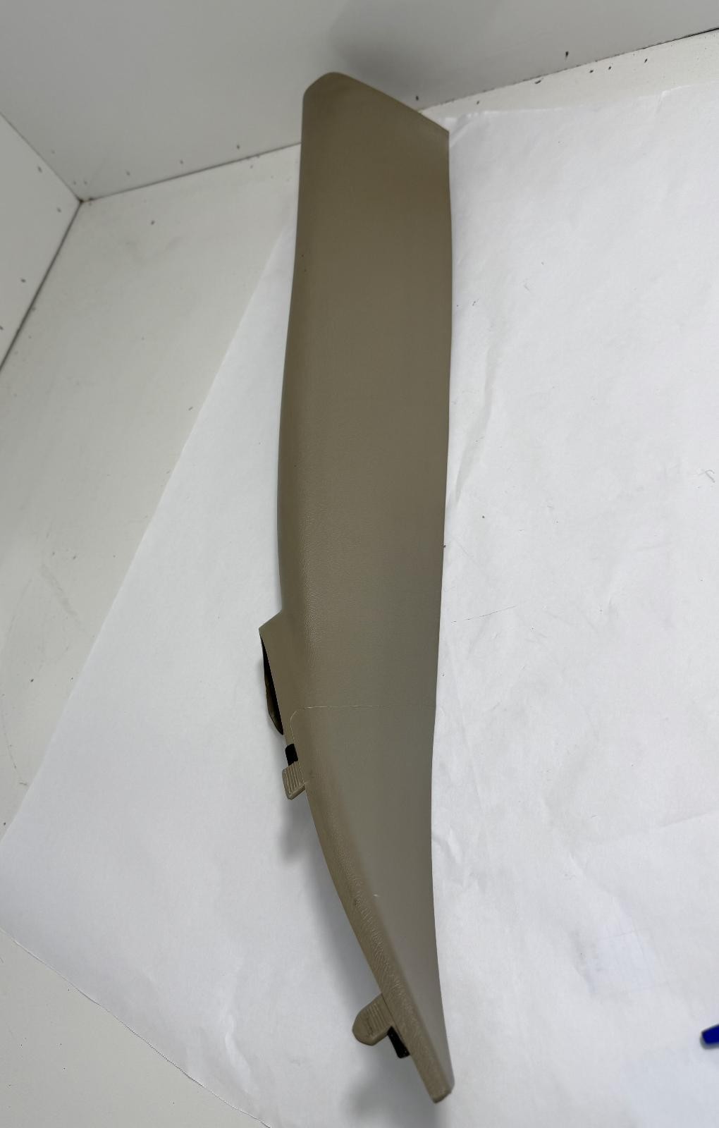 1999-2006 CHEVROLET TAHOE A-PILLAR TRIM LEFT DRIVER SIDE OEM