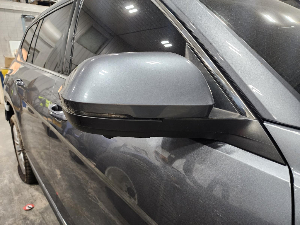 Used Right Door Mirror fits: 2018 Volkswagen Atlas power power folding memory su