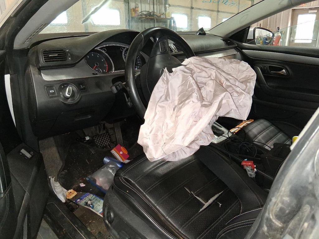 Used Windshield Wiper Motor fits: 2010 Volkswagen Cc  Grade A