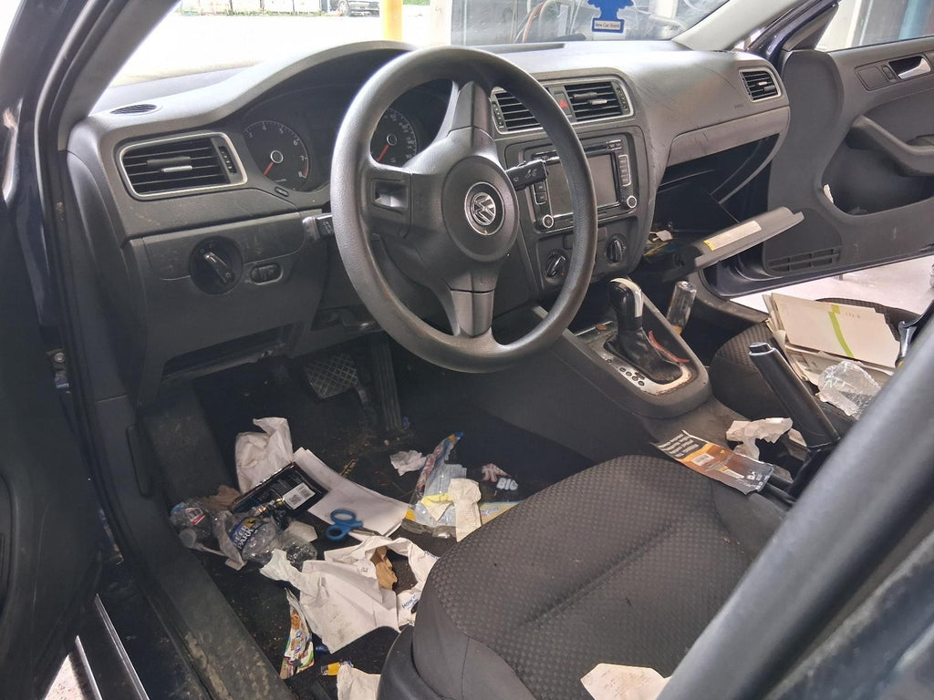 Used Right Door Mirror fits: 2013 Volkswagen Jetta power manual folding heated w
