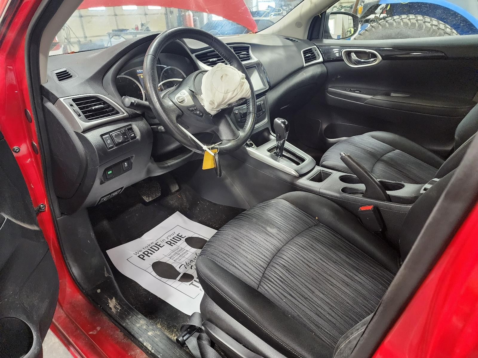 Used Left Door Mirror fits: 2019 Nissan Sentra Power w/o turn signal non-heated