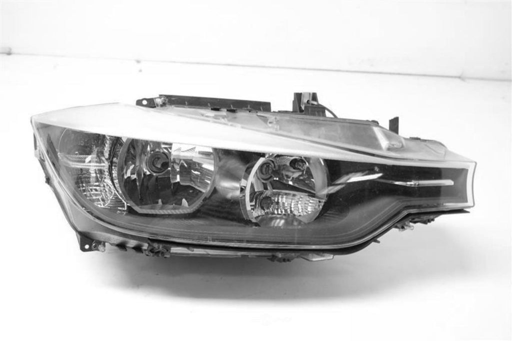 Used Right Headlight Assembly fits: 2015 Bmw 320I Sdn w/o xenon Right Grade A