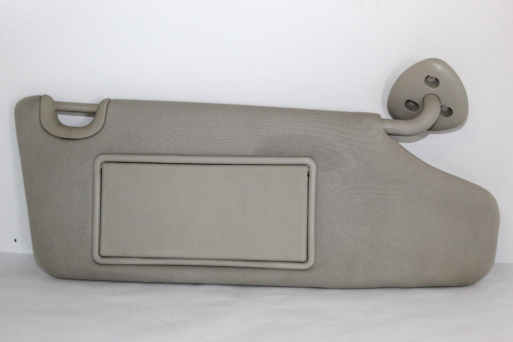 2006-2011 CHEVROLET HHR RIGHT PASSENGER SIDE SUN VISOR W/ MIRROR OEM
