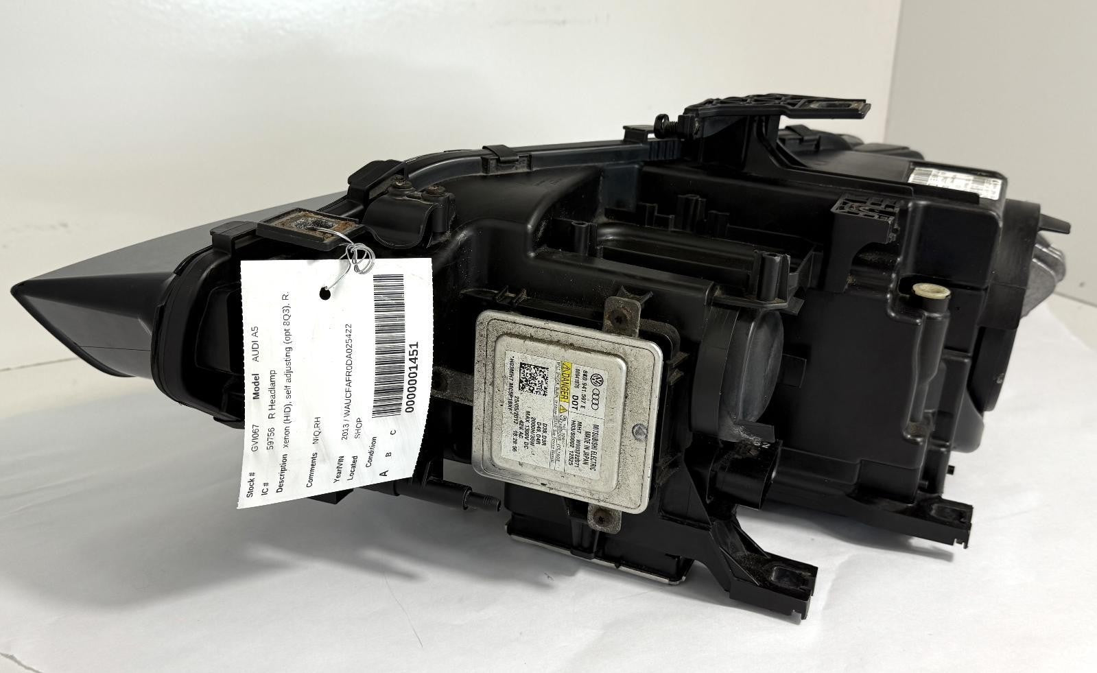 2013-2016 AUDI A5 RIGHT SIDE HEADLIGHT XENON HID SELF ADJUSTING OEM