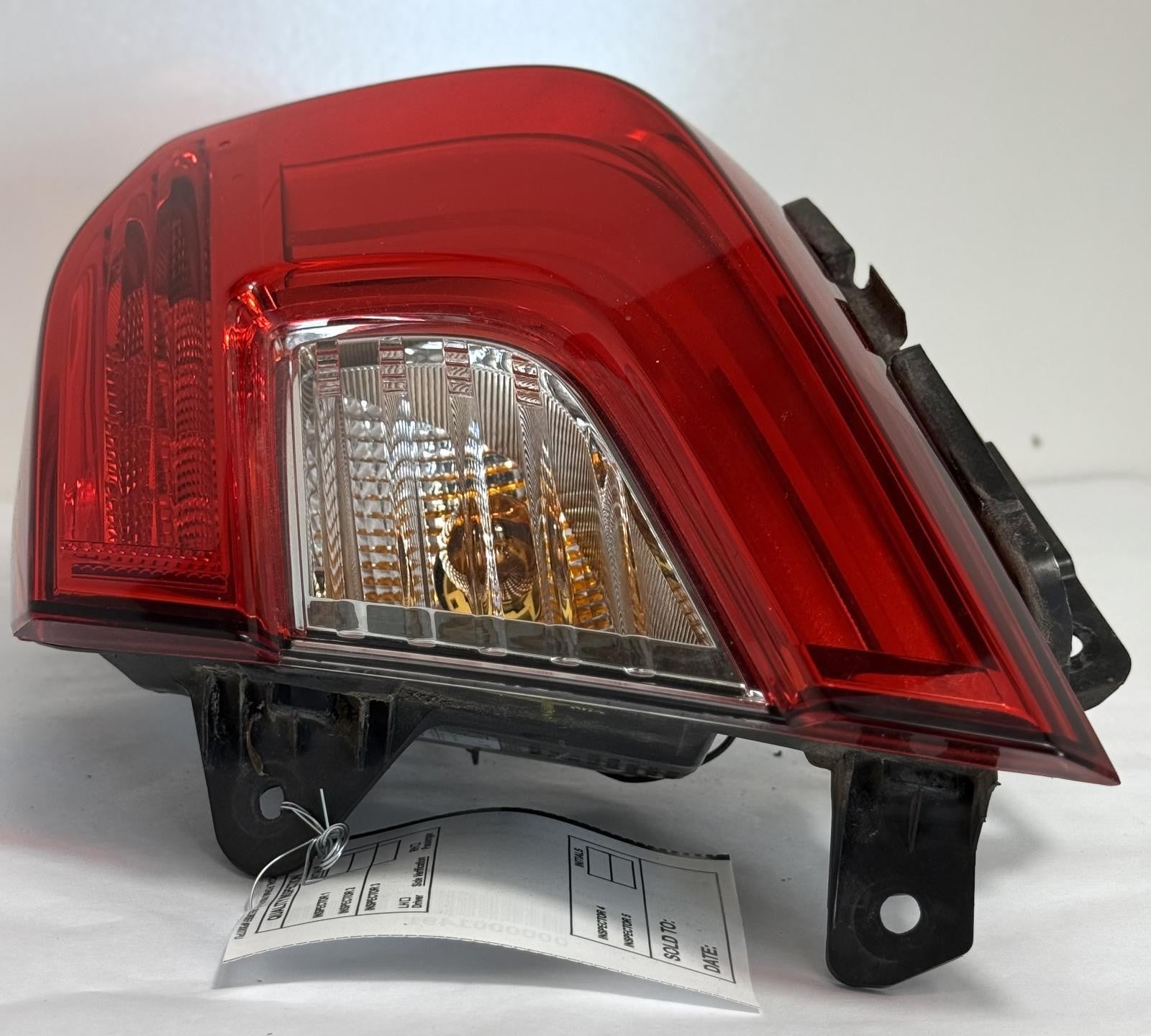 2018-2022 HONDA ACCORD TAILLIGHT RIGHT SIDE QUARTER PANEL MOUNTED OEM