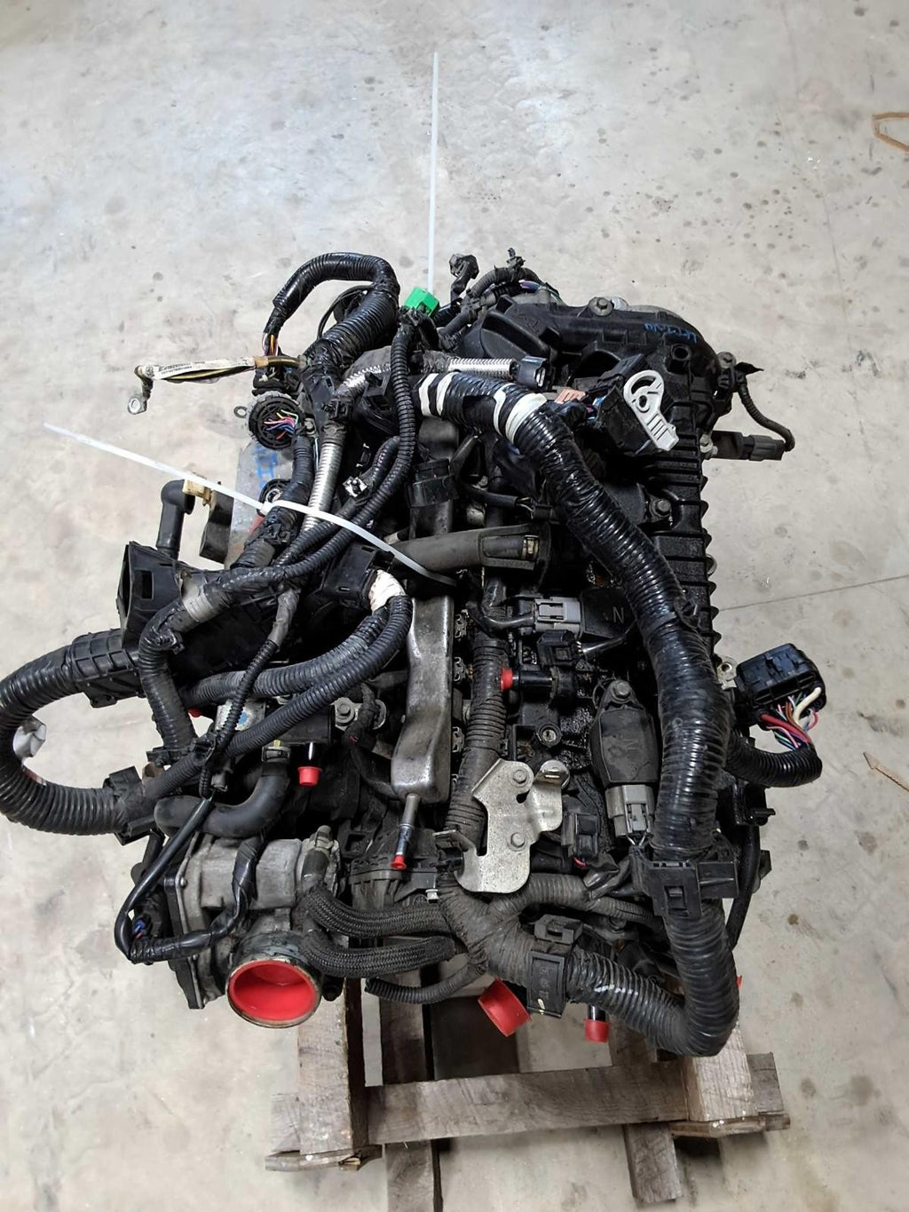 Used Engine Complete Assembly fits: 2021 Nissan Versa 1.6L VIN C 4th digit HR16D
