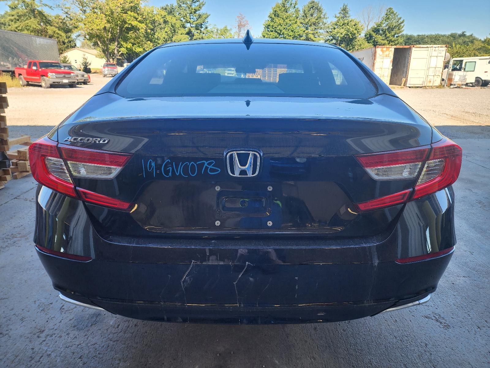 Used Right Sun Visor fits: 2019 Honda Accord illuminated mirror Right Grade A