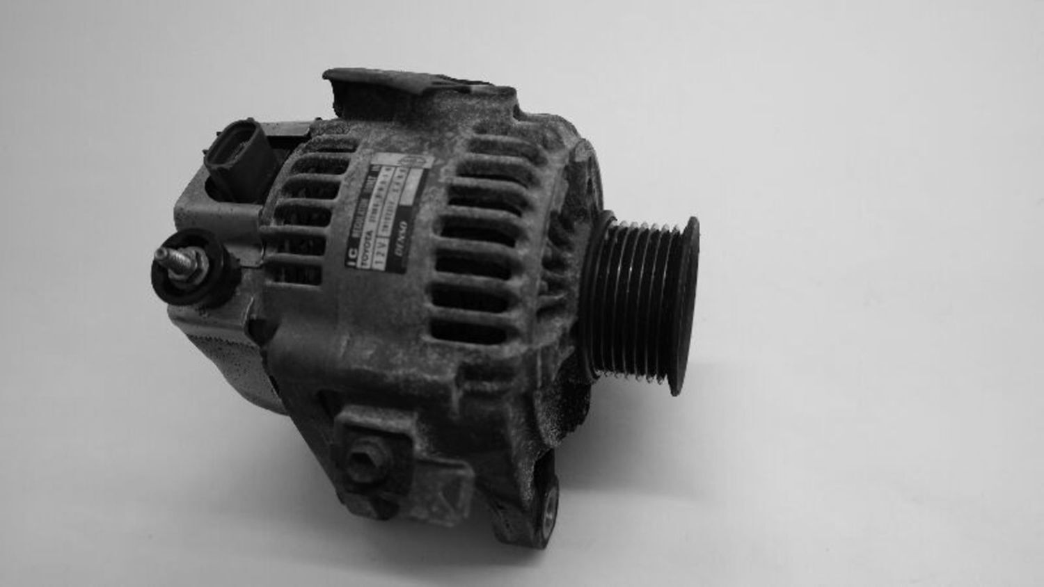 Used Alternator fits: 2003 Toyota Camry 4 cylinder Grade A