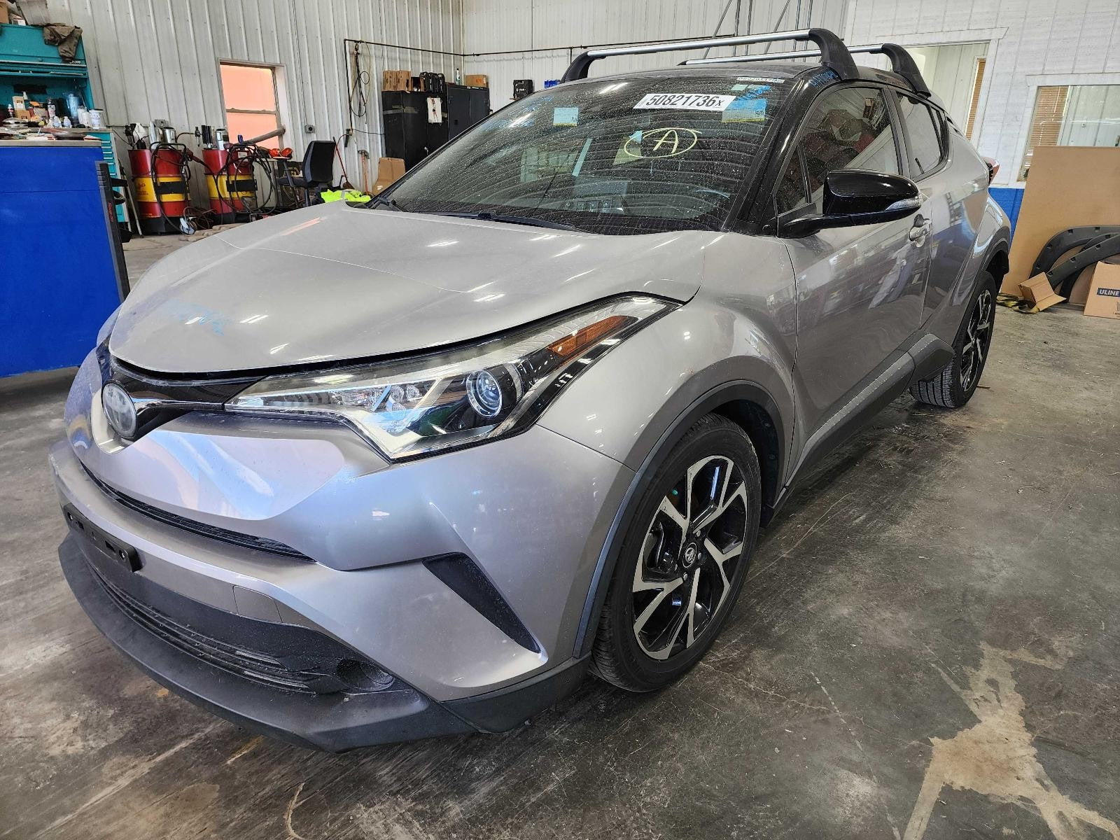 Used Front Center Interior Rear View Mirror fits: 2019 Toyota C-hr w/automatic d