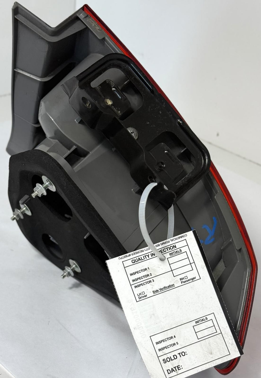2009-2011 HONDA CIVIC TAILLIGHT RIGHT SIDE QUARTER MOUNT SEDAN OEM