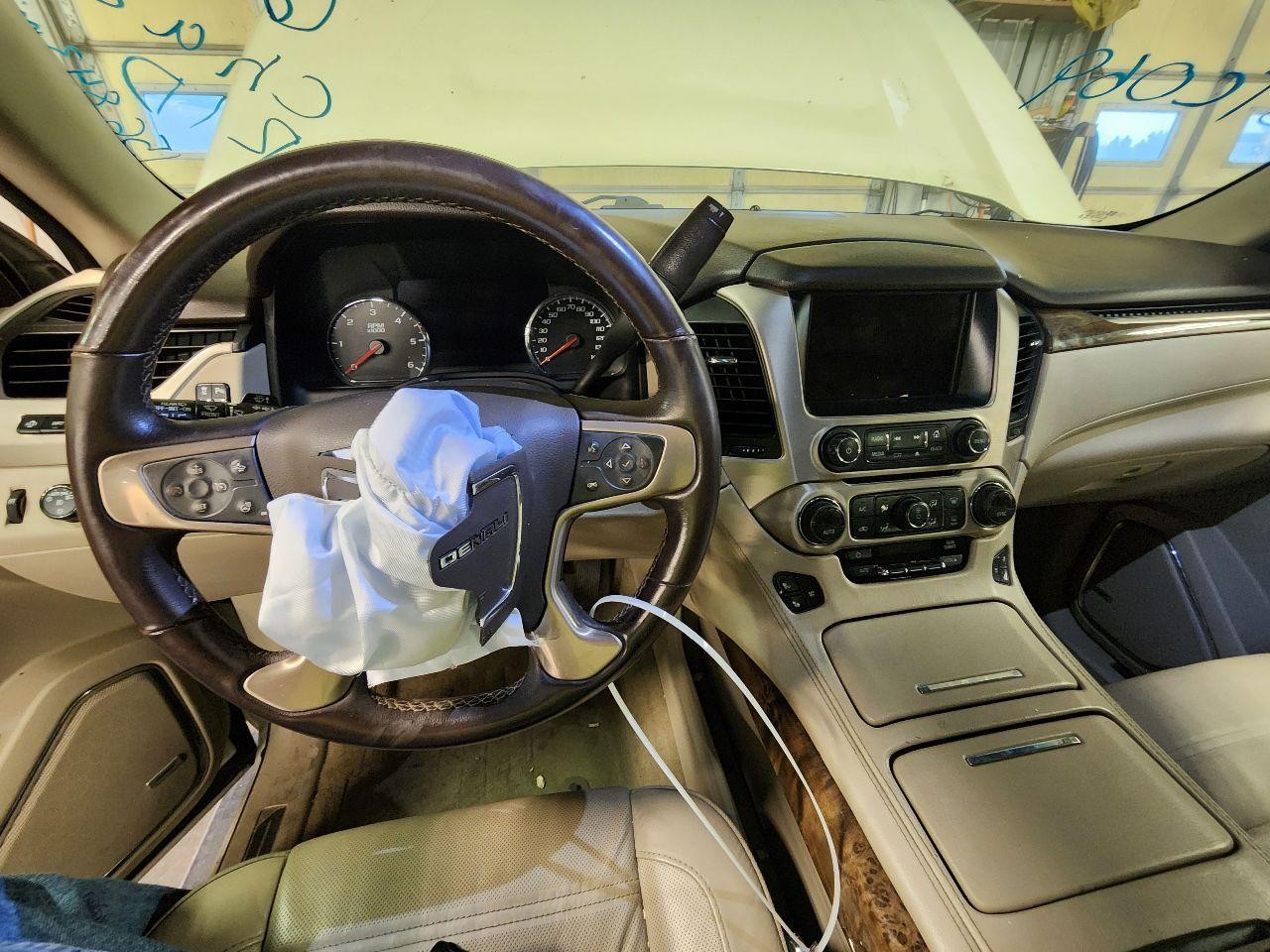 Used Front Left Seat Front fits: 2015 Gmc Yukon bucket-bench seat opt AN3 leathe