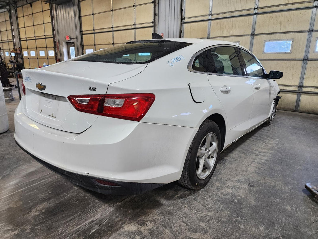 Used Starter Motor fits: 2016 Chevrolet Malibu VIN B 4th digit New Style AT Grad