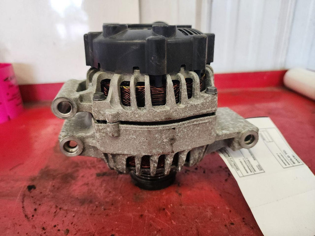 Used Alternator fits: 2023 Toyota Corolla cross VIN 1 5th digit 115 amp Grade A