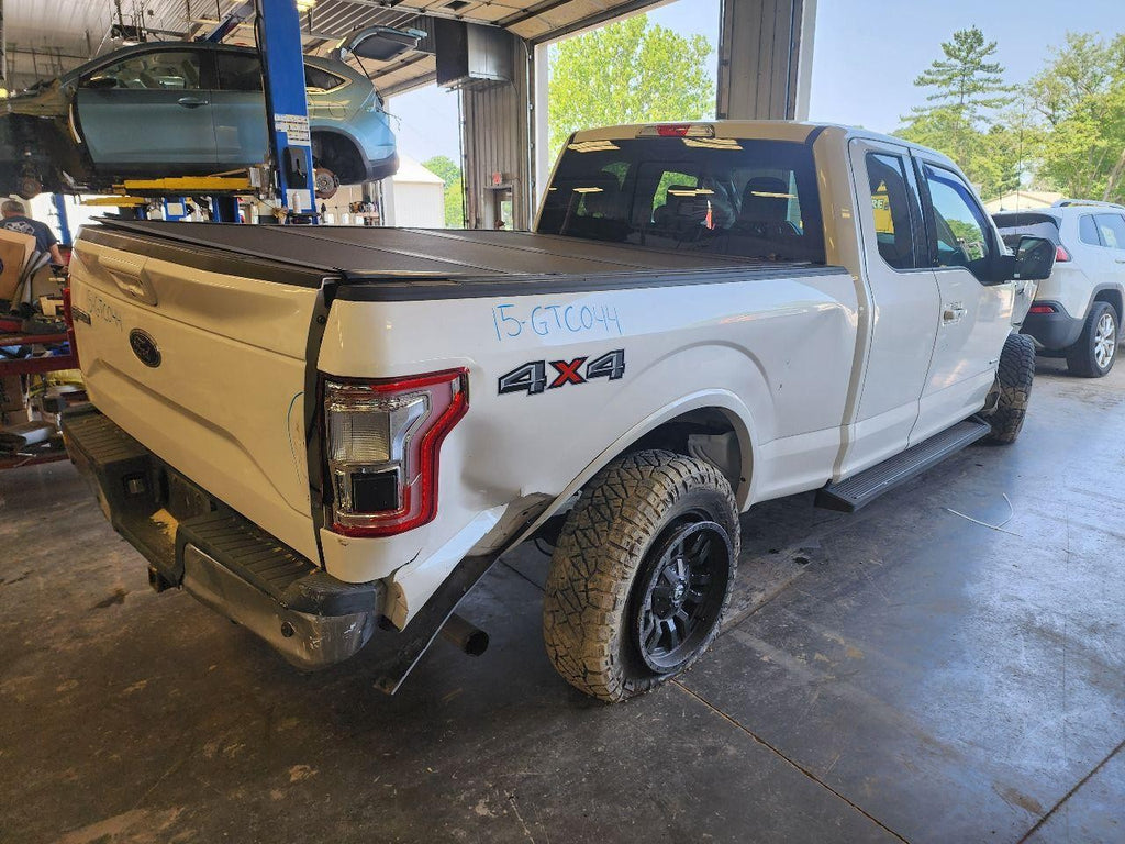 Used Left Tail Light Assembly fits: 2015 Ford F150 PICKUP Styleside LED w/blind