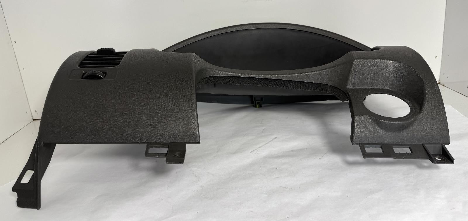 2005-2012 NISSAN FRONTIER DASH GAUGE CLUSTER SPEEDOMETER TRIM BEZEL OEM