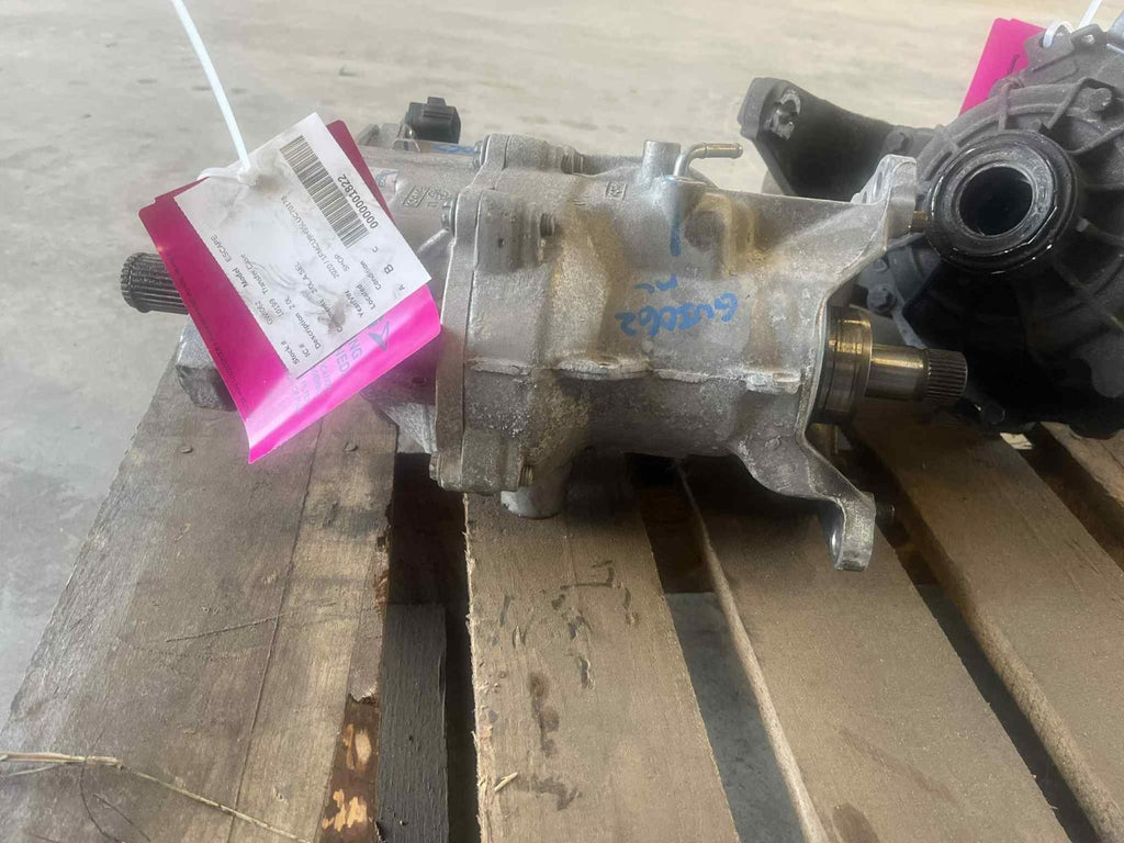 Used Transfer Case Assembly fits: 2020 Ford Escape 2.0 Grade B