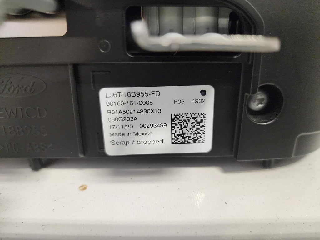 Used Infotainment Display fits: 2020 Ford Escape front 8.0`` screen Grade A
