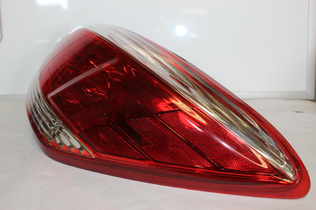 NISSAN MURANO R Taillight 4 Dr, quarter panel mounted, R. 11 12 13 14